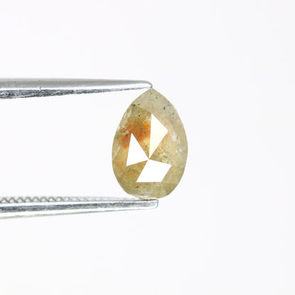 0.65 CT Green Pear Shape Diamond For RingFor Gold Ring Diamonds