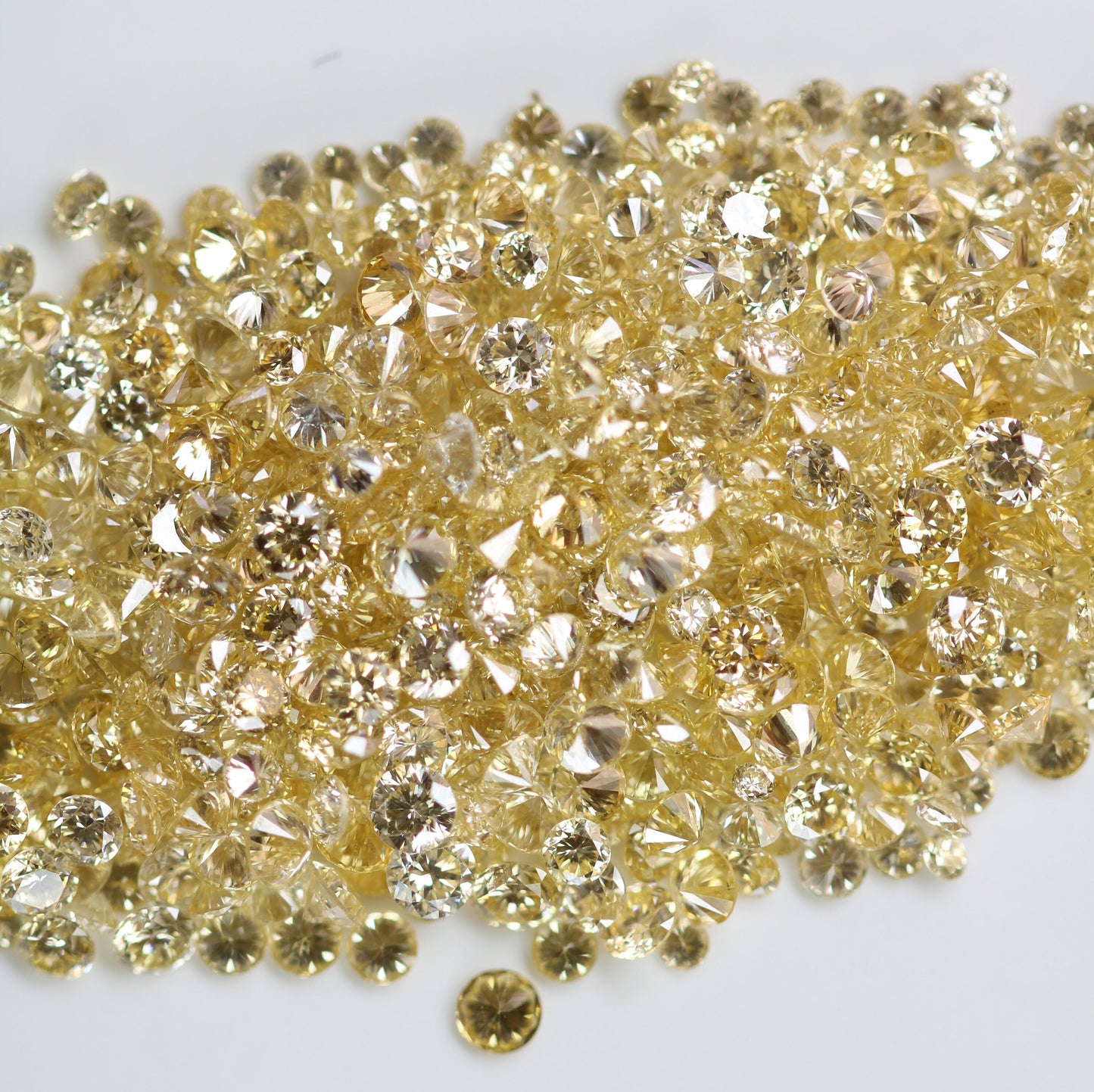 Full Yellow Small Round Brilliant Cut Natural Loose Diamond for Rings, Earrings, Jewelry Making Wholesale Price Diamonds