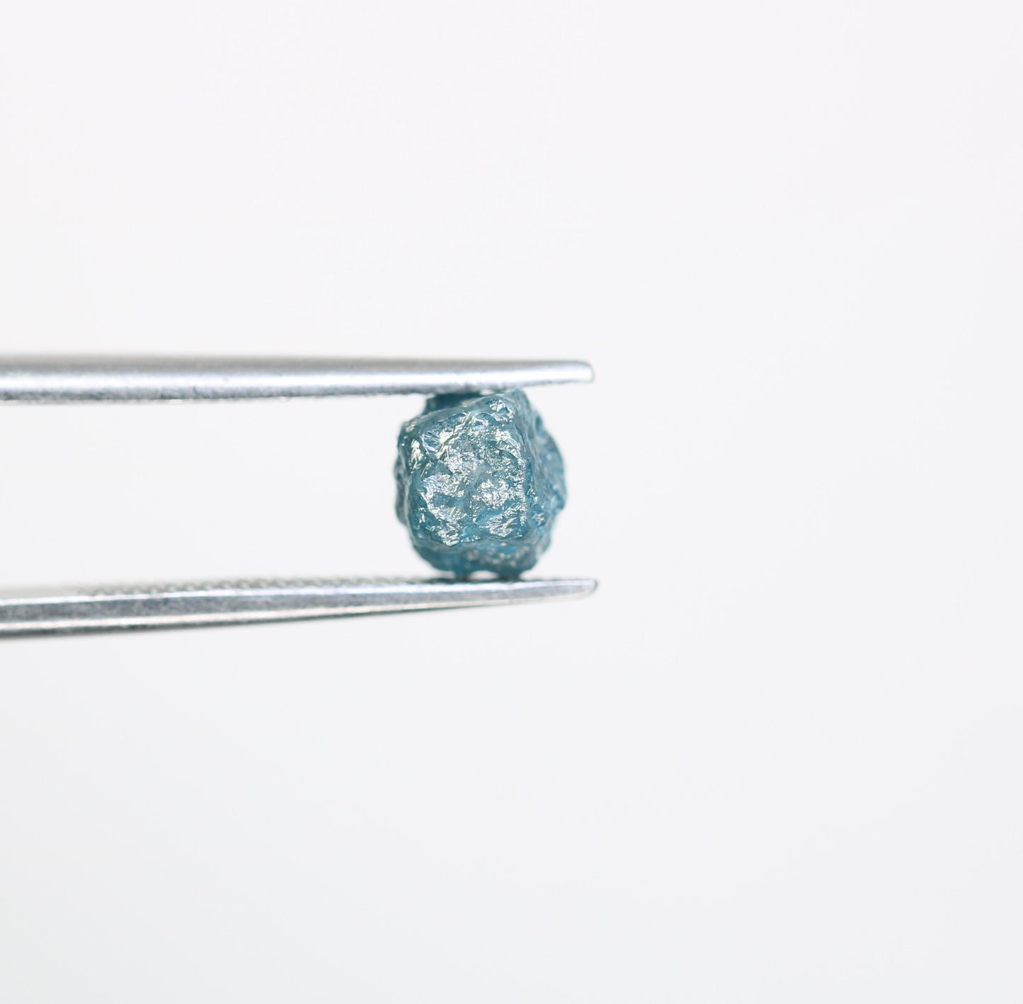 1.47 CT  Blue Uncut Rough Diamond For Engagement RingFor Gold Ring Diamonds