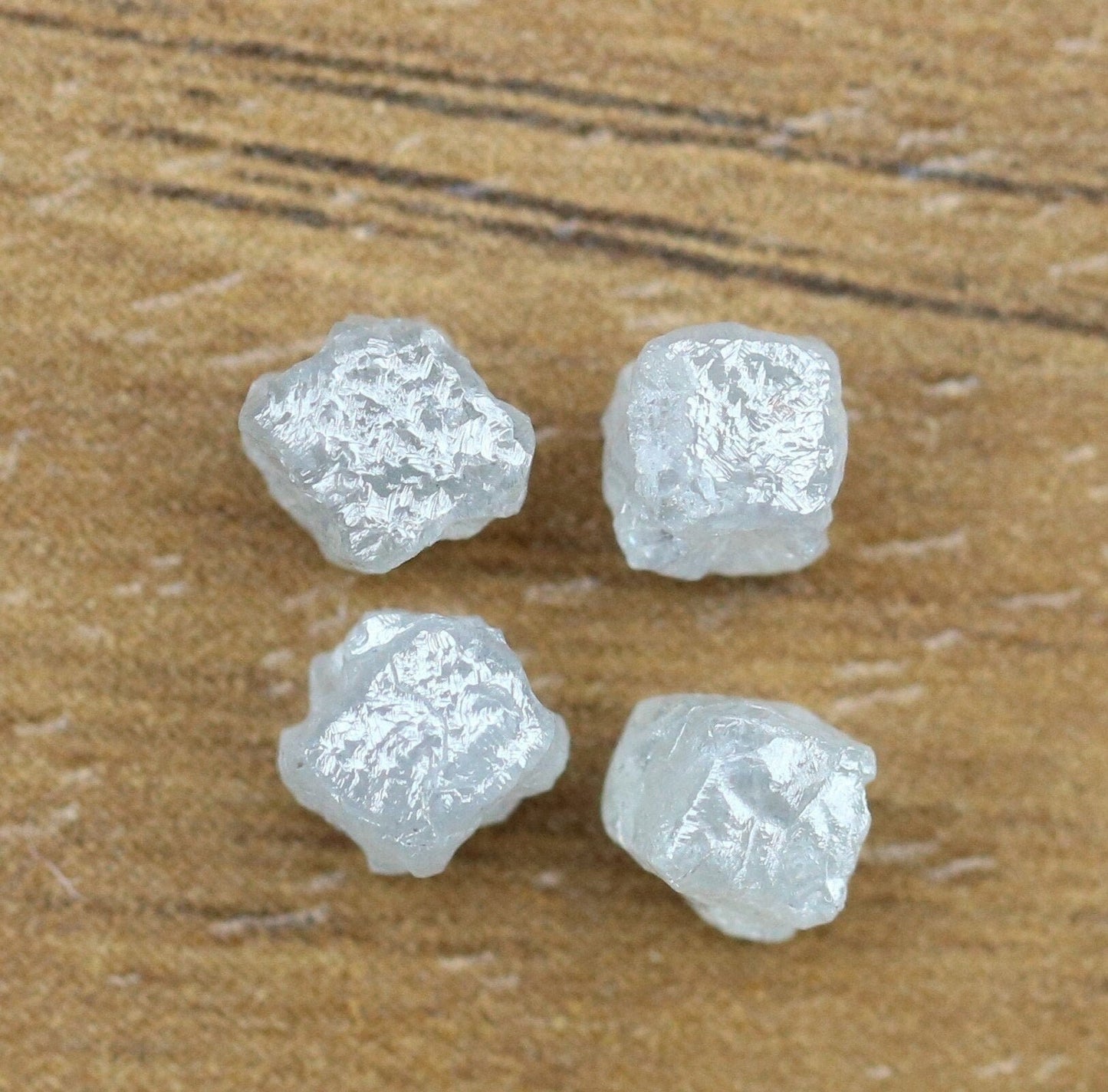 2.71 Carat Grey Raw Rough Diamond For Engagement RingFor Gold Ring Diamonds