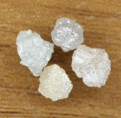 2.85 CT White Grey Loose Uncut Raw Diamond For Engagement RingFor Gold Ring Diamonds
