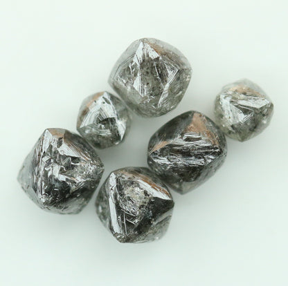 2.69 Carat Black Grey Loose Uncut Rough Diamond For Engagement RingFor Gold Ring Diamonds