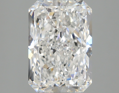 2 CT Radiant Cut Lab Grown Diamond IGI Certified