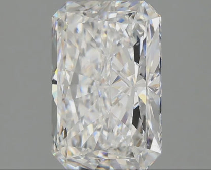2 CT Radiant Cut Lab Grown Diamond IGI Certified