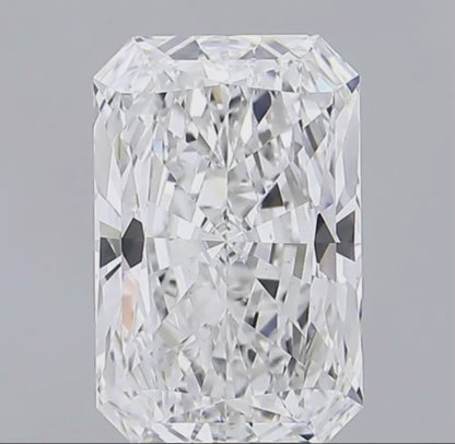5 CT Radiant Cut Lab Grown Diamond IGI Certified